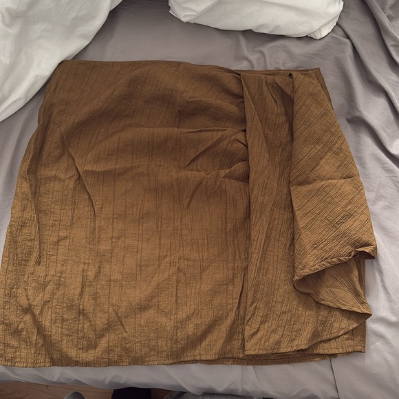 Zara skirt - Picture 2 of 2